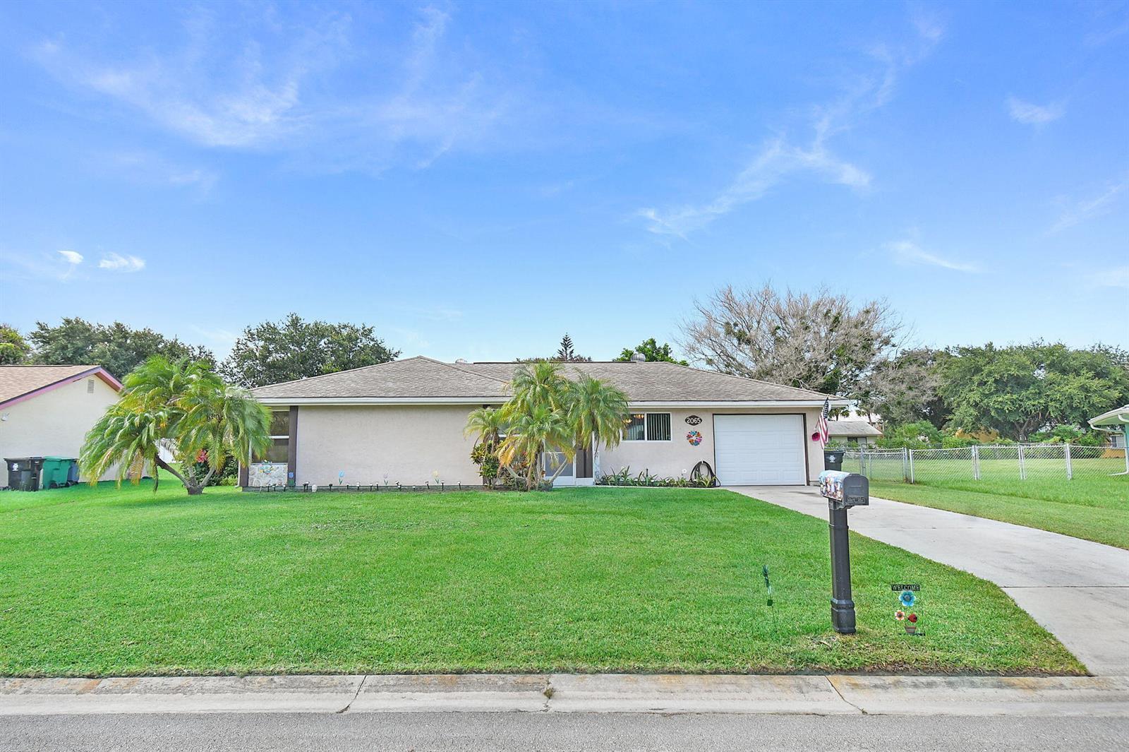 2065 SE Ancora Court, Port St. Lucie FL 34952