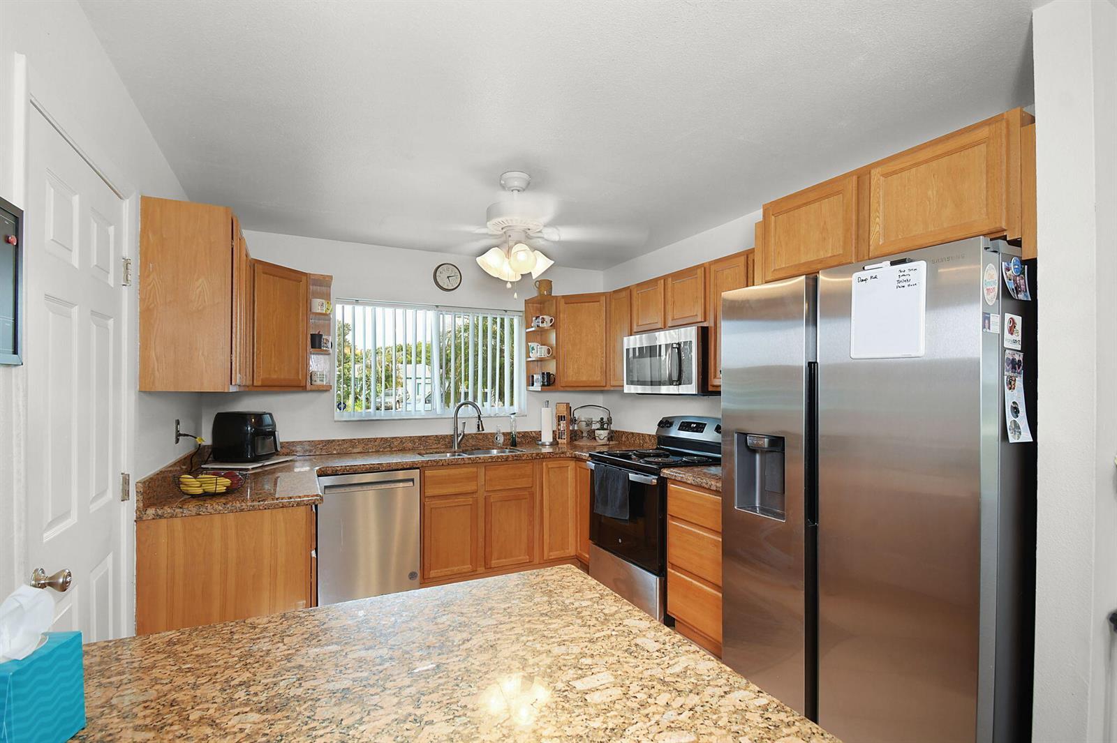 2065 SE Ancora Court, Port St. Lucie FL 34952 photo 4