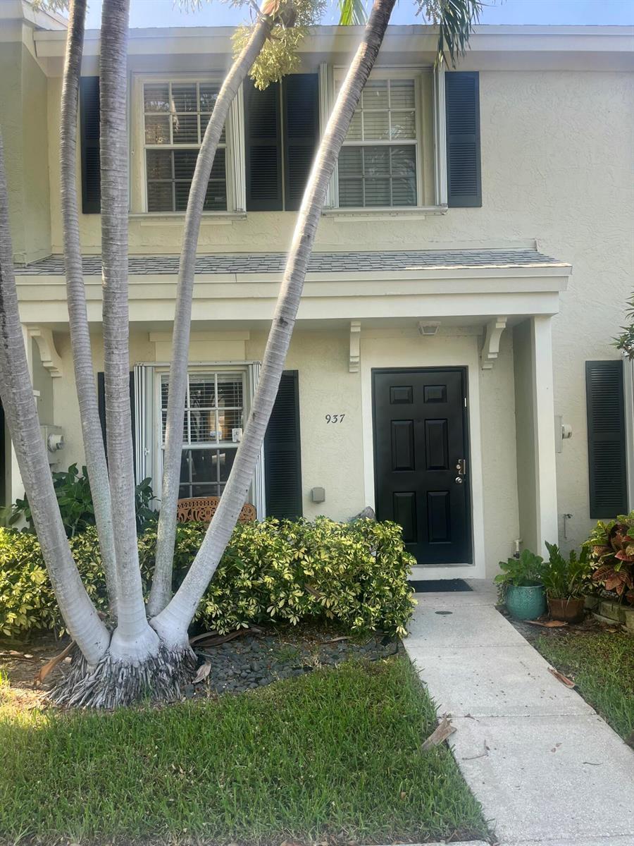 937 Kokomo Key Lane, Delray Beach FL 33483