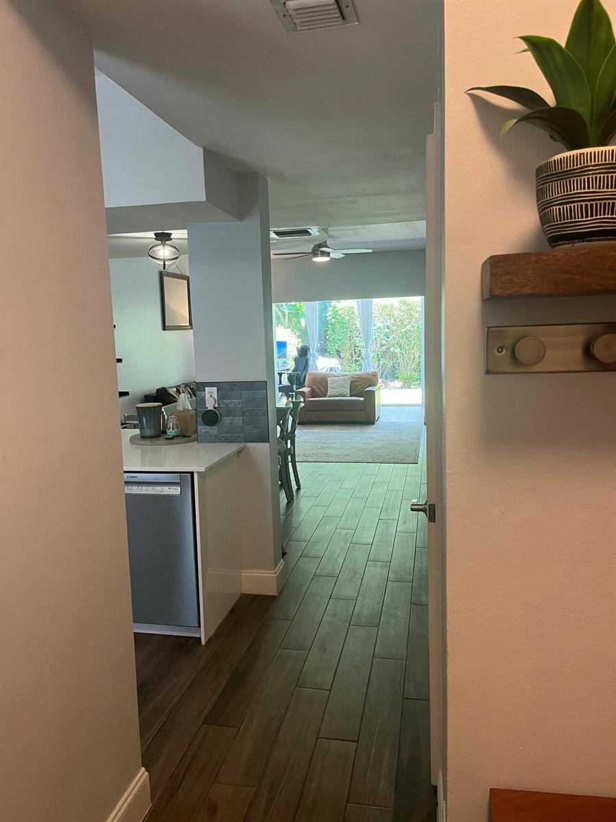 937 Kokomo Key Lane, Delray Beach FL 33483 photo 4