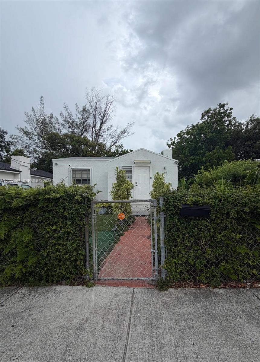 1176 NW 58th Terrace, Miami FL 33127