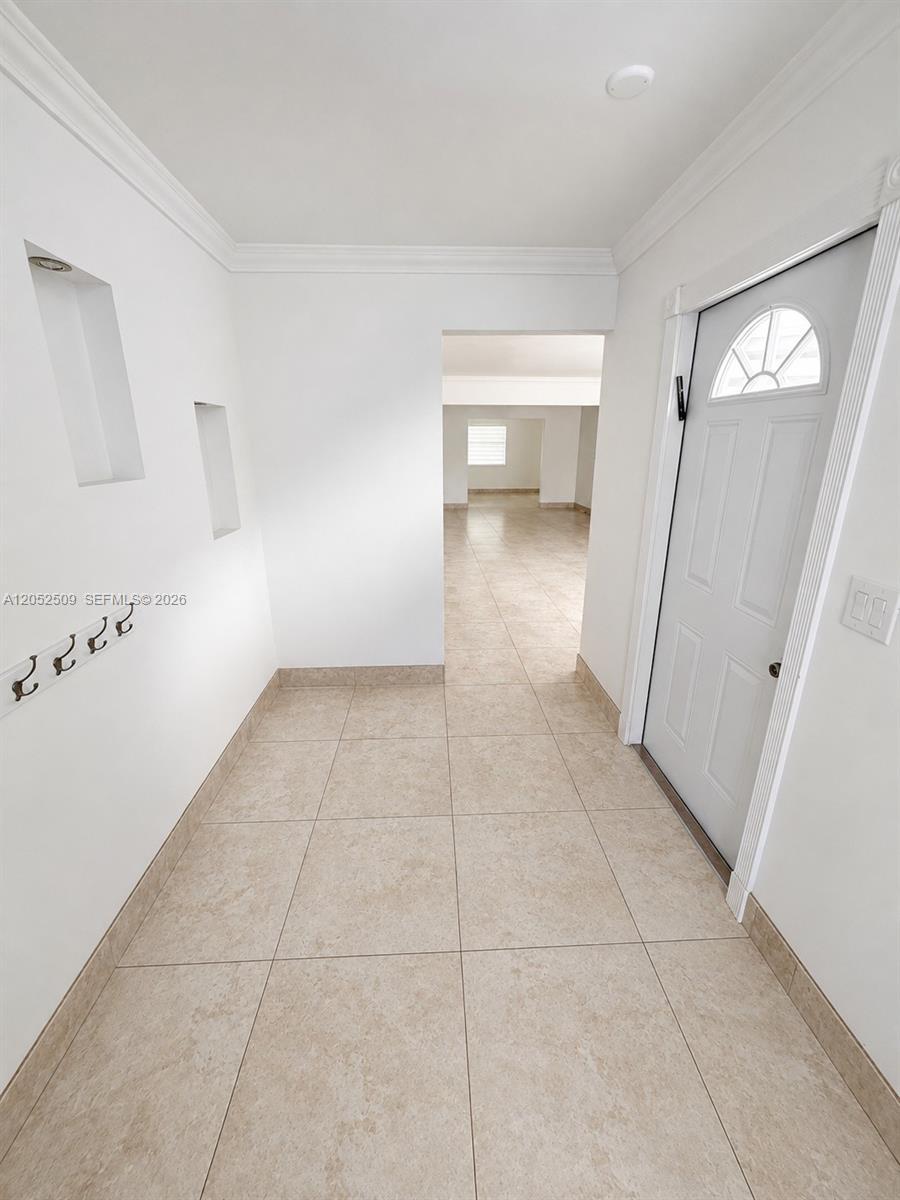 3710 N 54th Ave, Hollywood FL 33021 photo 2