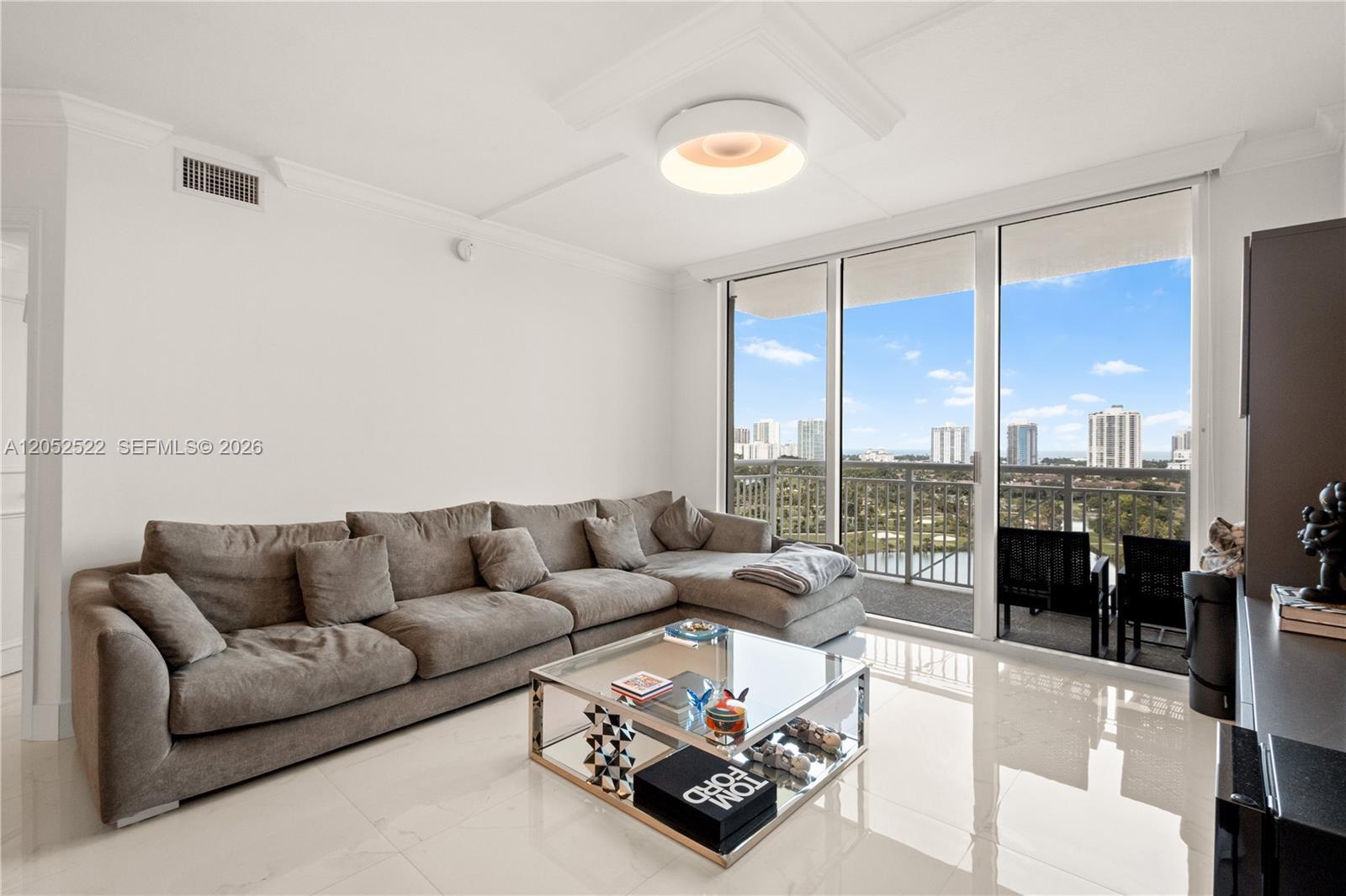 19501 W Country Club Dr # 1615, Aventura FL 33180 photo 3