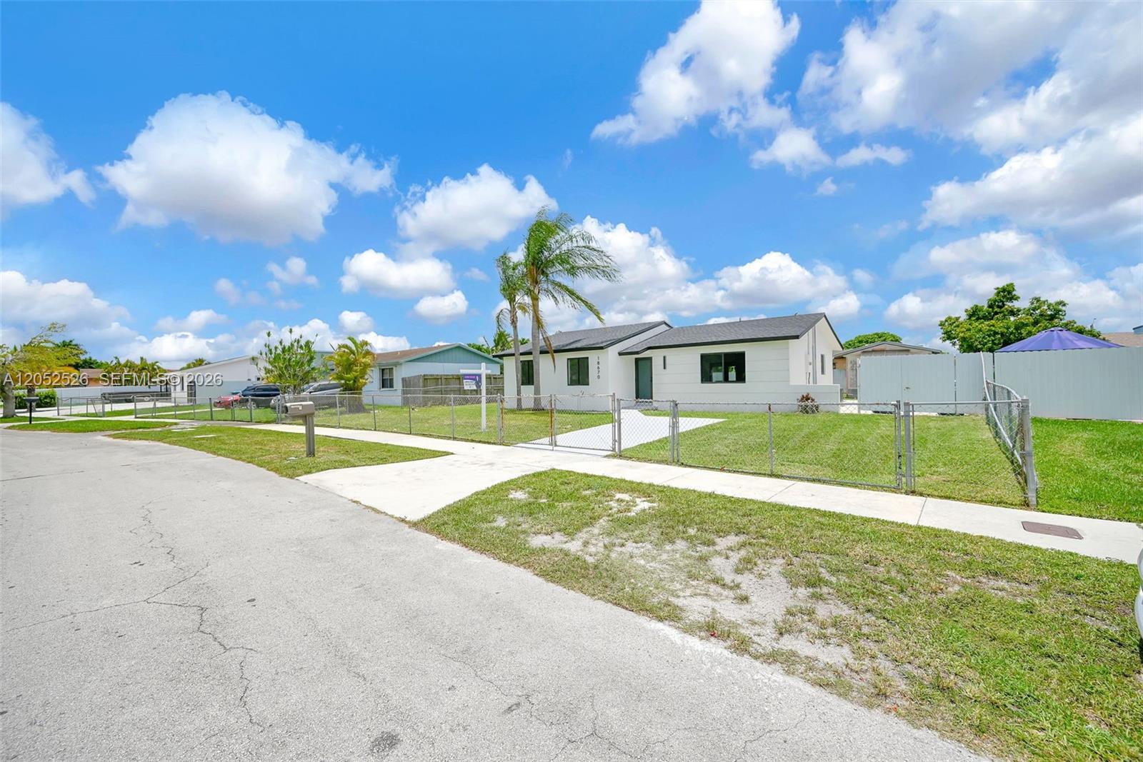 18670 SW 123rd Ct, Miami FL 33177 photo 3
