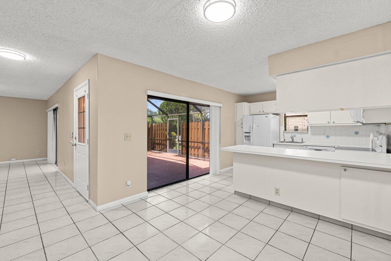 7633 Courtyard Run W, Boca Raton FL 33433 photo 4