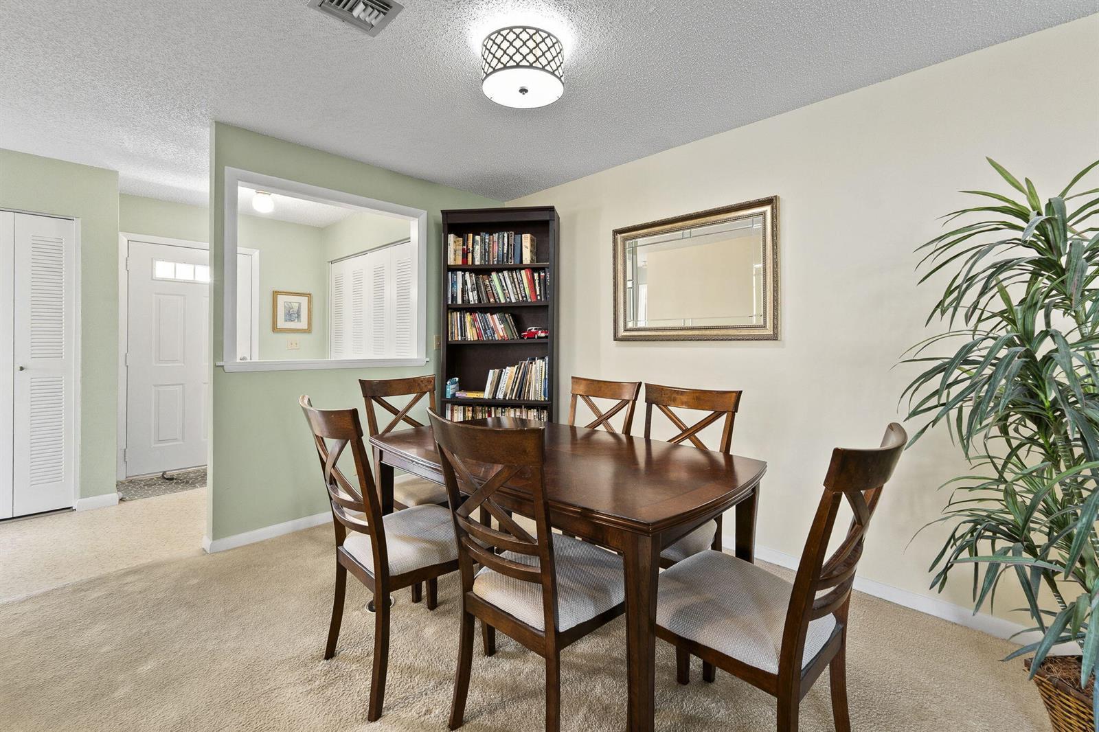 533 S Lakes End Drive # D2, Fort Pierce FL 34982 photo 5