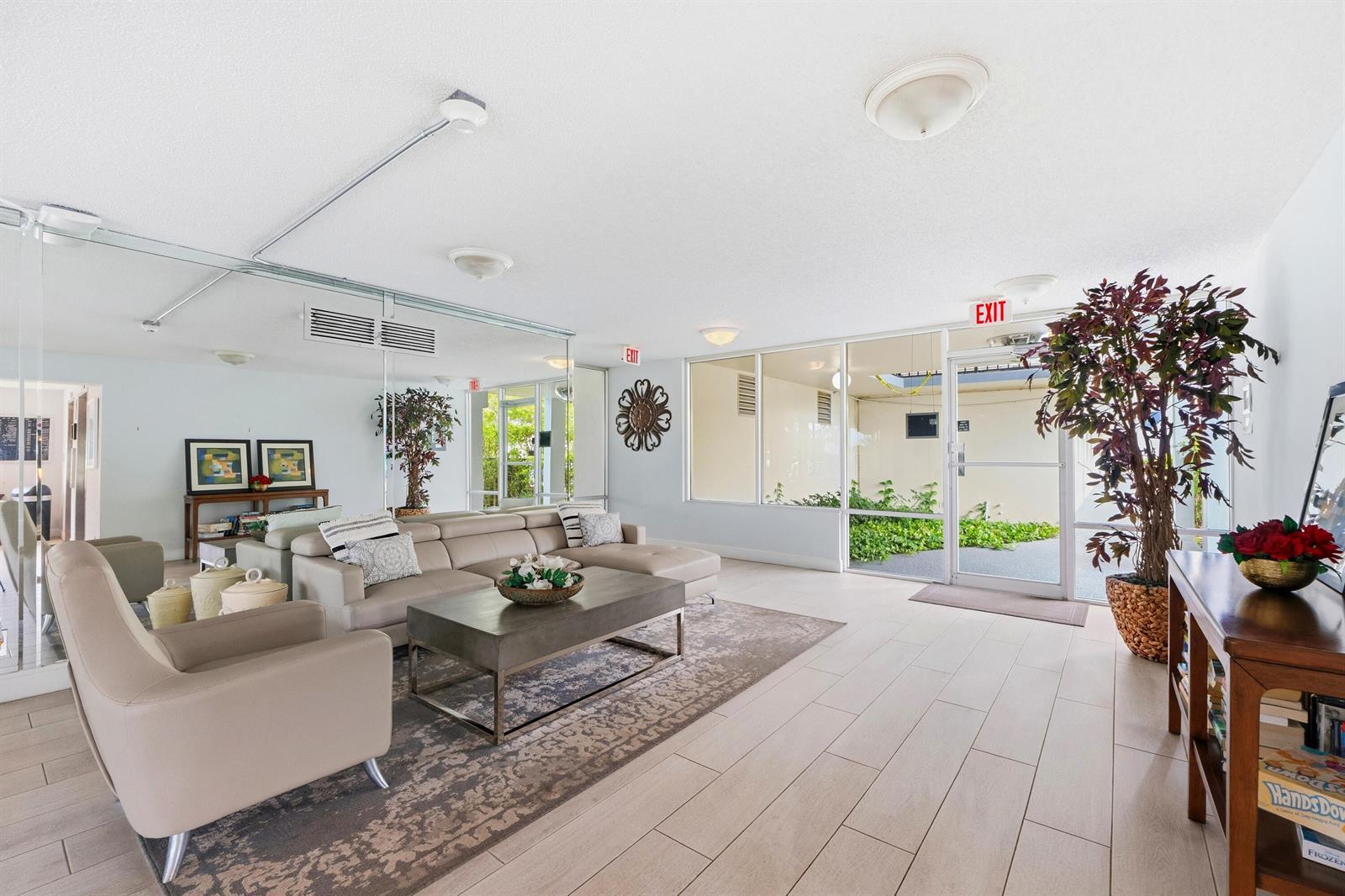 6000 NW 2nd Avenue # 437, Boca Raton FL 33487 photo 2
