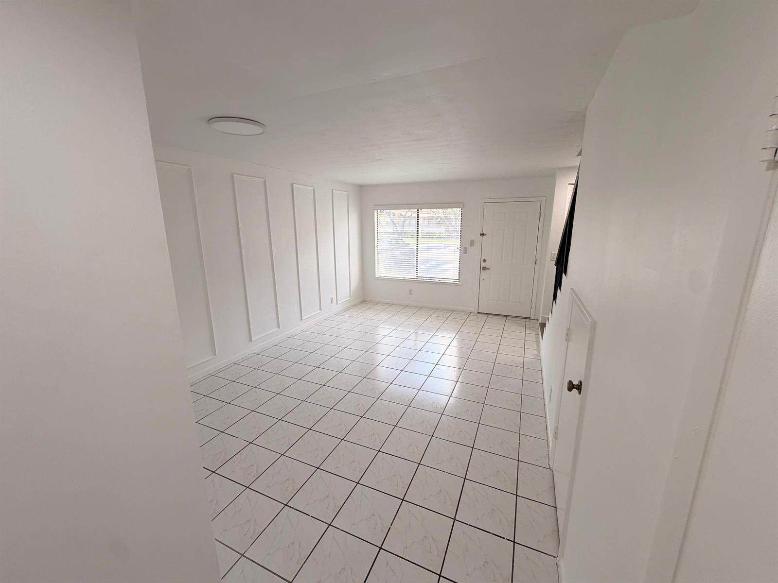 9825 NW 37th Street # 5F, Sunrise FL 33351 photo 2