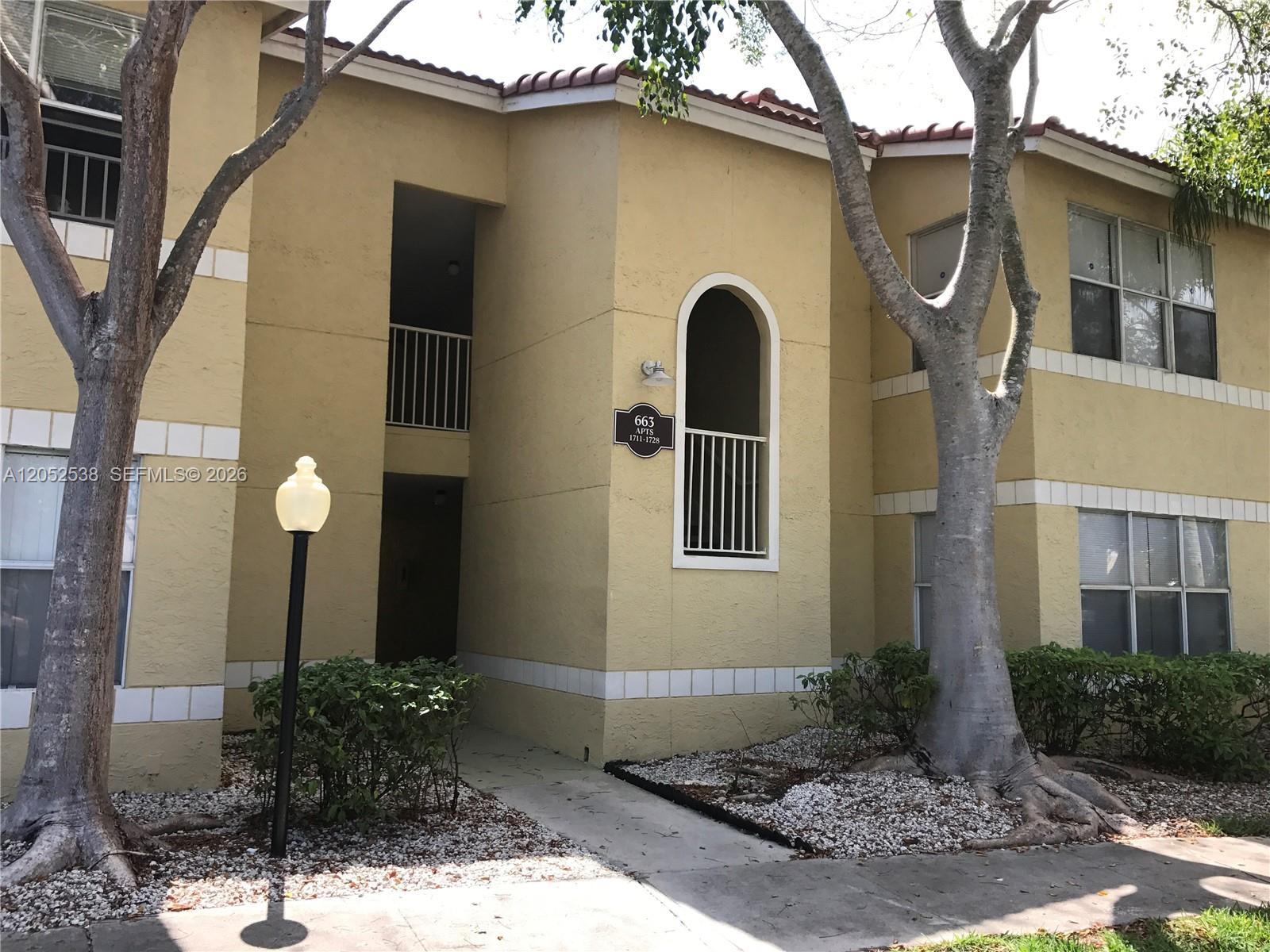 663 Vista Isles Dr # 1715, Sunrise FL 33325