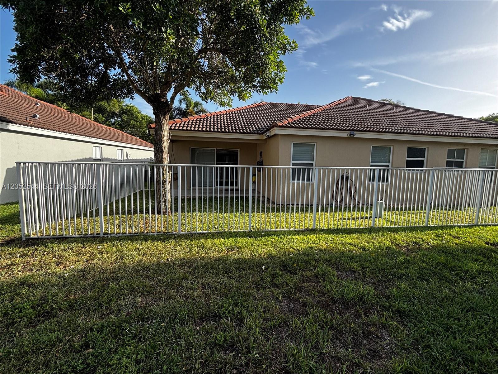 1879 Andromeda Ln, Weston FL 33327 photo 2
