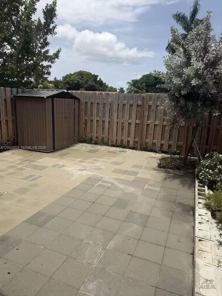 12262 NW 24th Pl, Miami FL 33167 photo 2