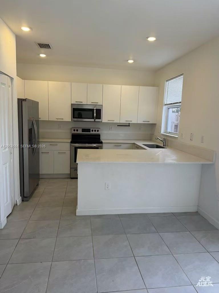 12262 NW 24th Pl, Miami FL 33167 photo 4