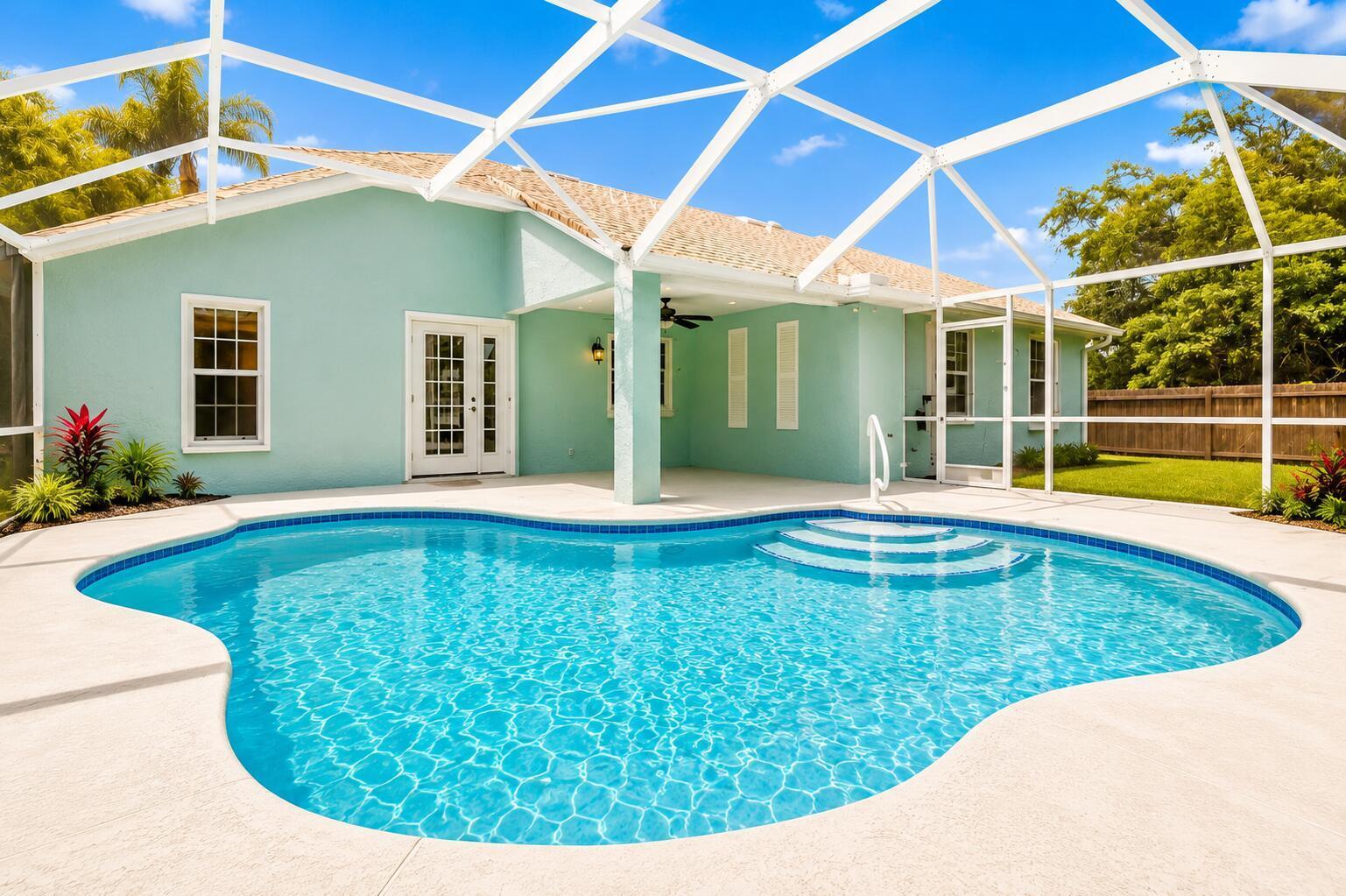 402 SE Strait Avenue, Port St. Lucie FL 34983