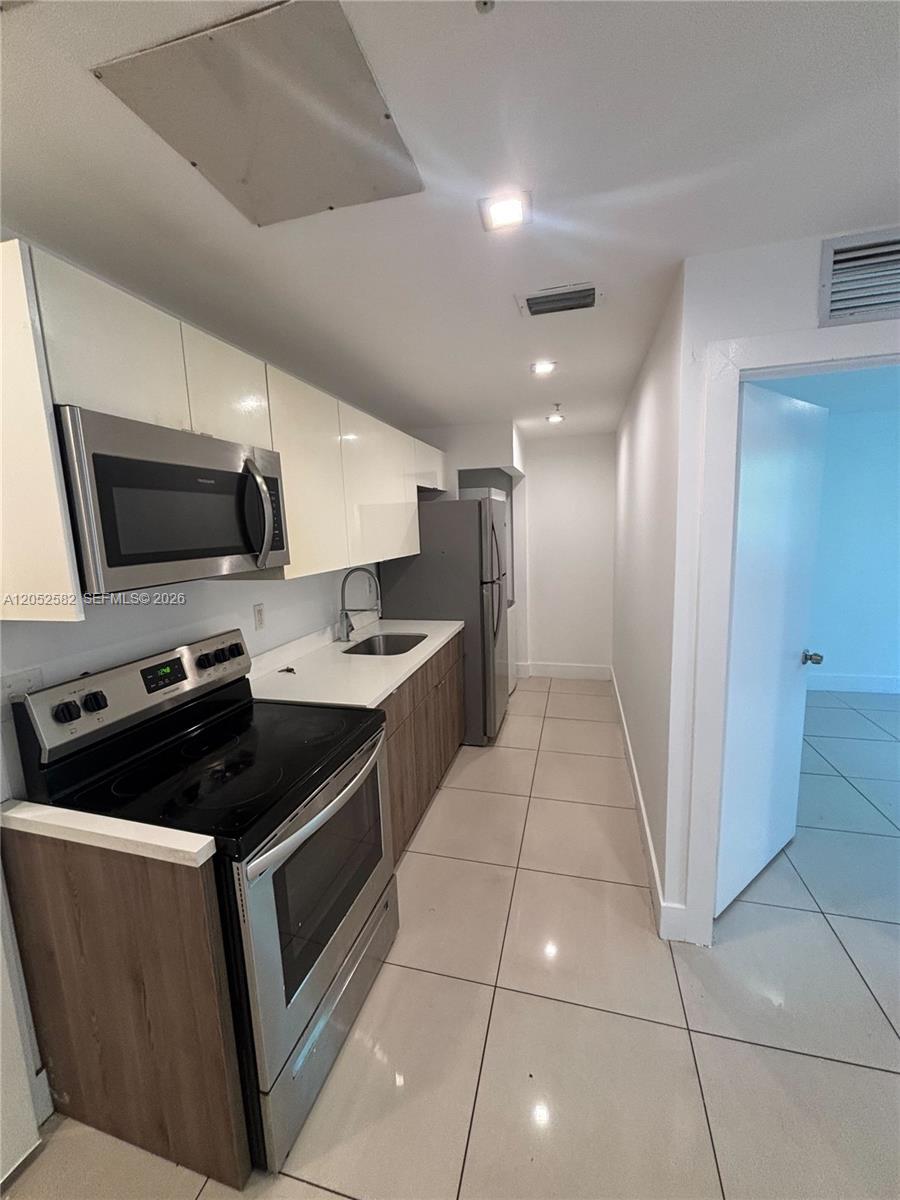 829 SW 18th Ave # 209, Miami FL 33135 photo 2