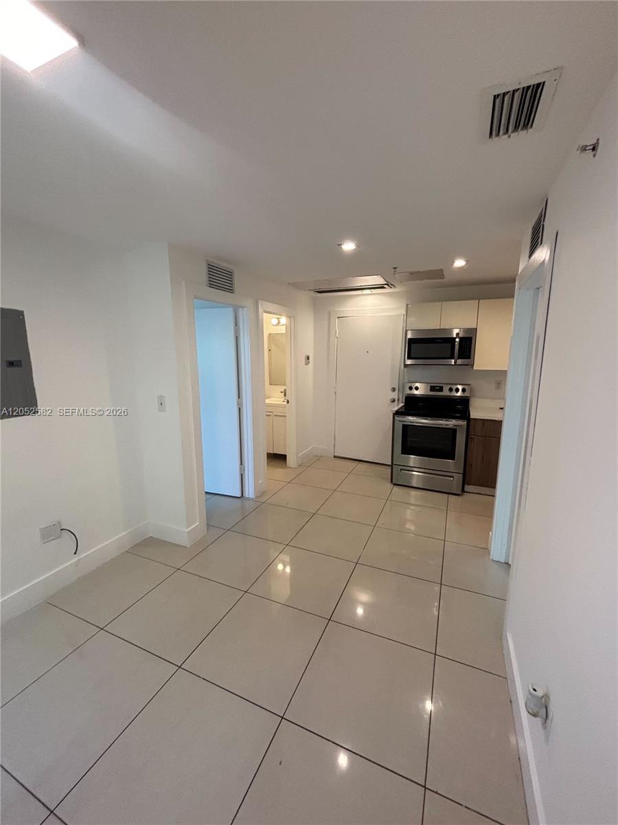 829 SW 18th Ave # 209, Miami FL 33135 photo 4