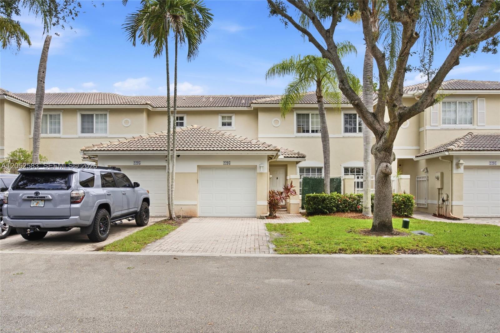 2293 NW 170th Ave # 2293, Pembroke Pines FL 33028 photo 2
