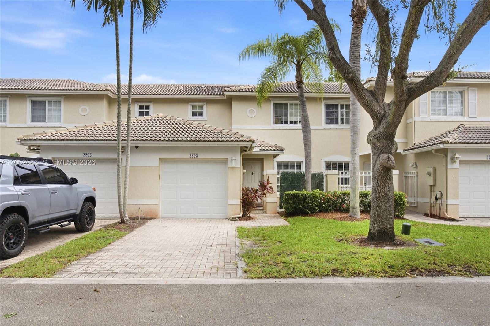 2293 NW 170th Ave # 2293, Pembroke Pines FL 33028