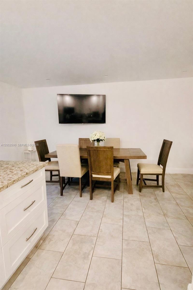 Hollywood, FL 33021 photo 3