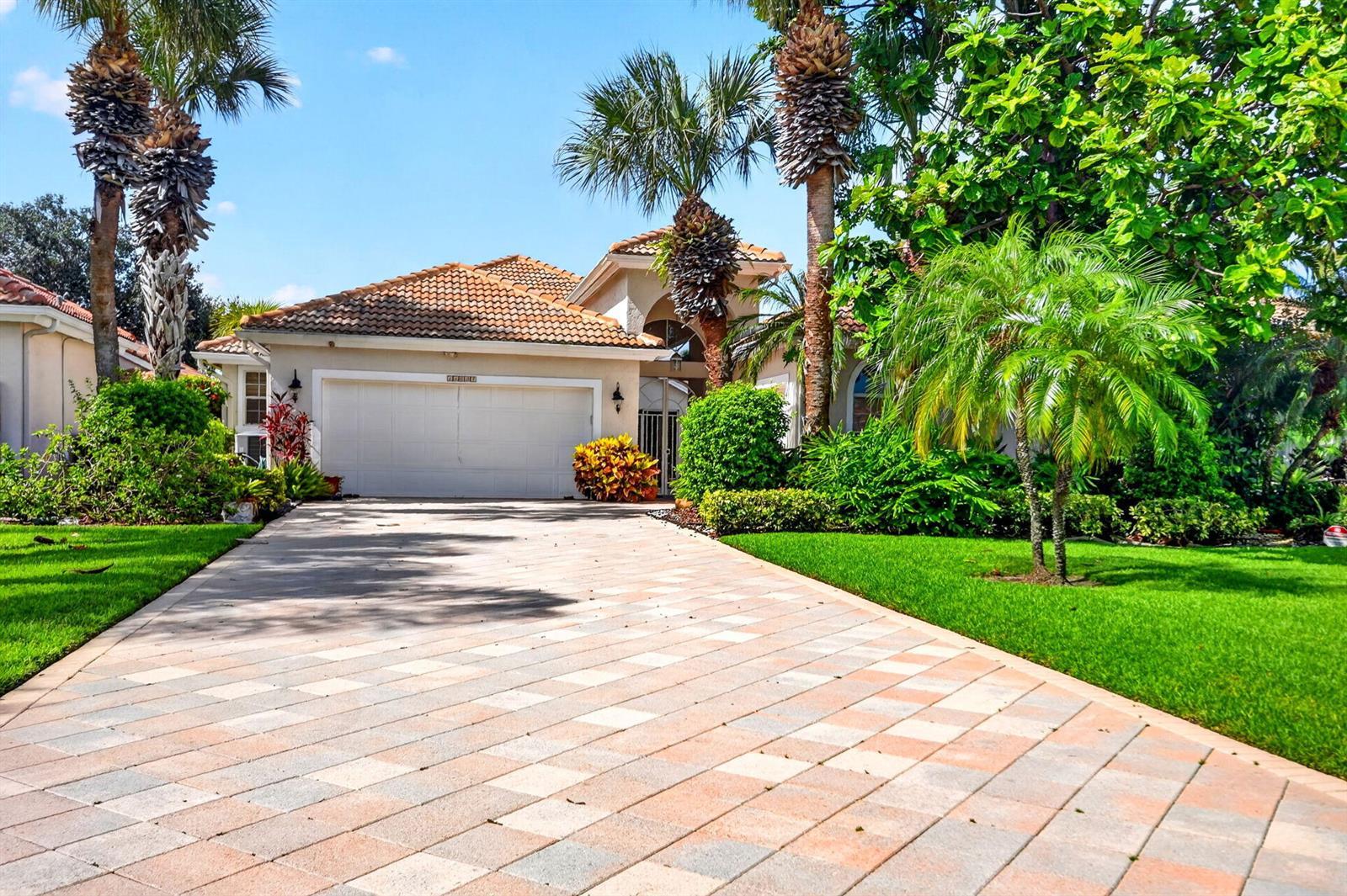 10694 Greenbriar Villa Drive, Lake Worth FL 33449 photo 2