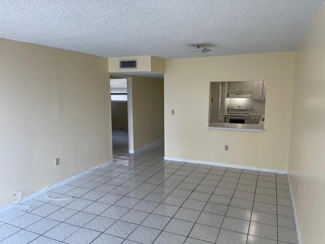 10000 NW 80th Court # 2534, Hialeah Gardens FL 33016 photo 4