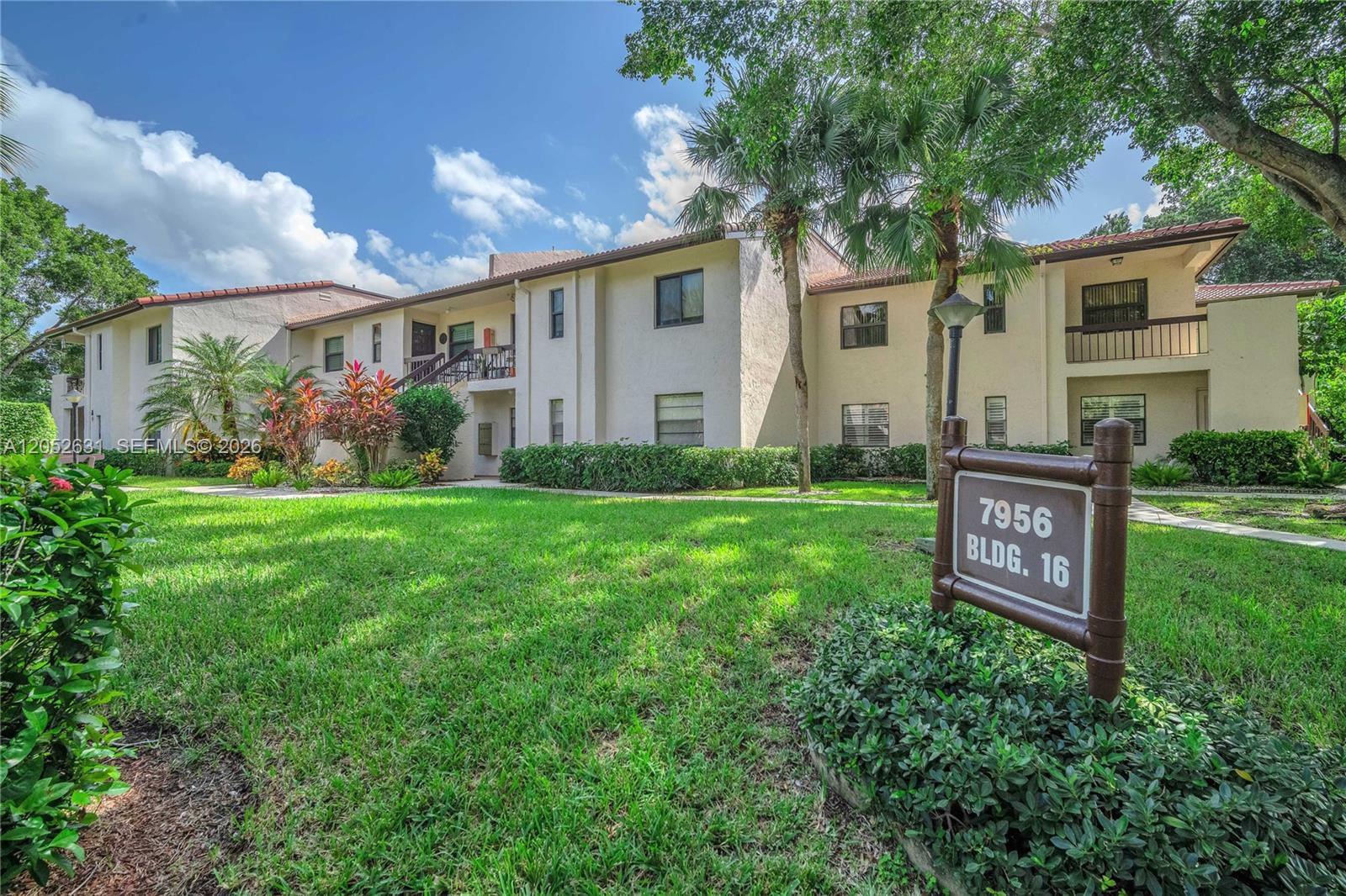 7956 Eastlake Dr # F, Boca Raton FL 33433 photo 4