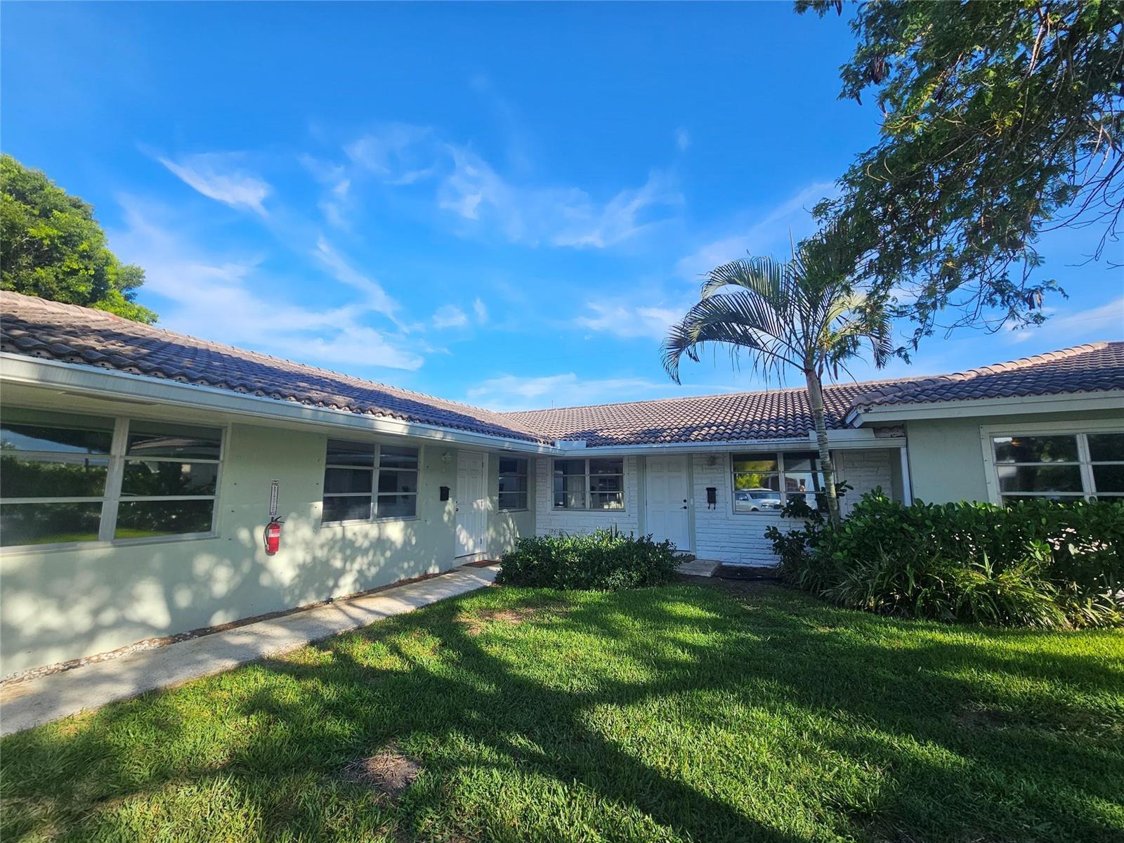 2110 NE 41st Street # D, Lighthouse Point FL 33064 photo 2