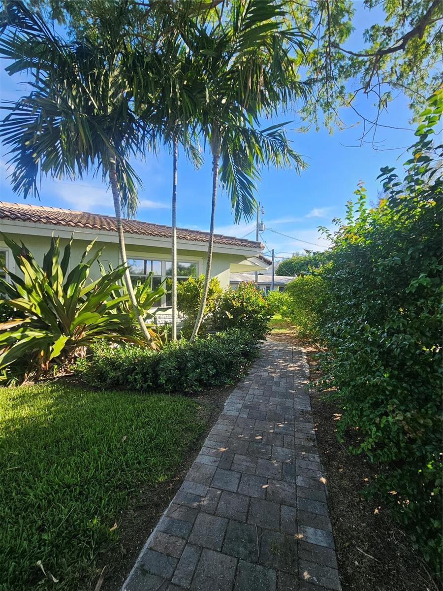 2110 NE 41st Street # D, Lighthouse Point FL 33064 photo 3