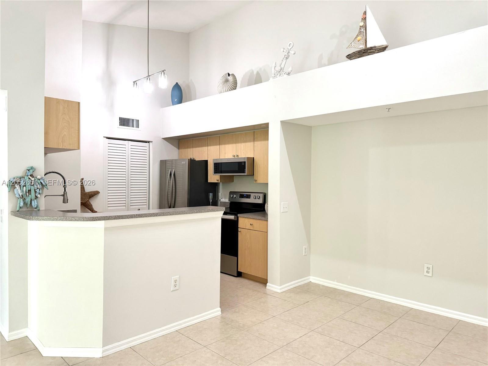 1020 Villa Ln # 1020, Boynton Beach FL 33435 photo 2