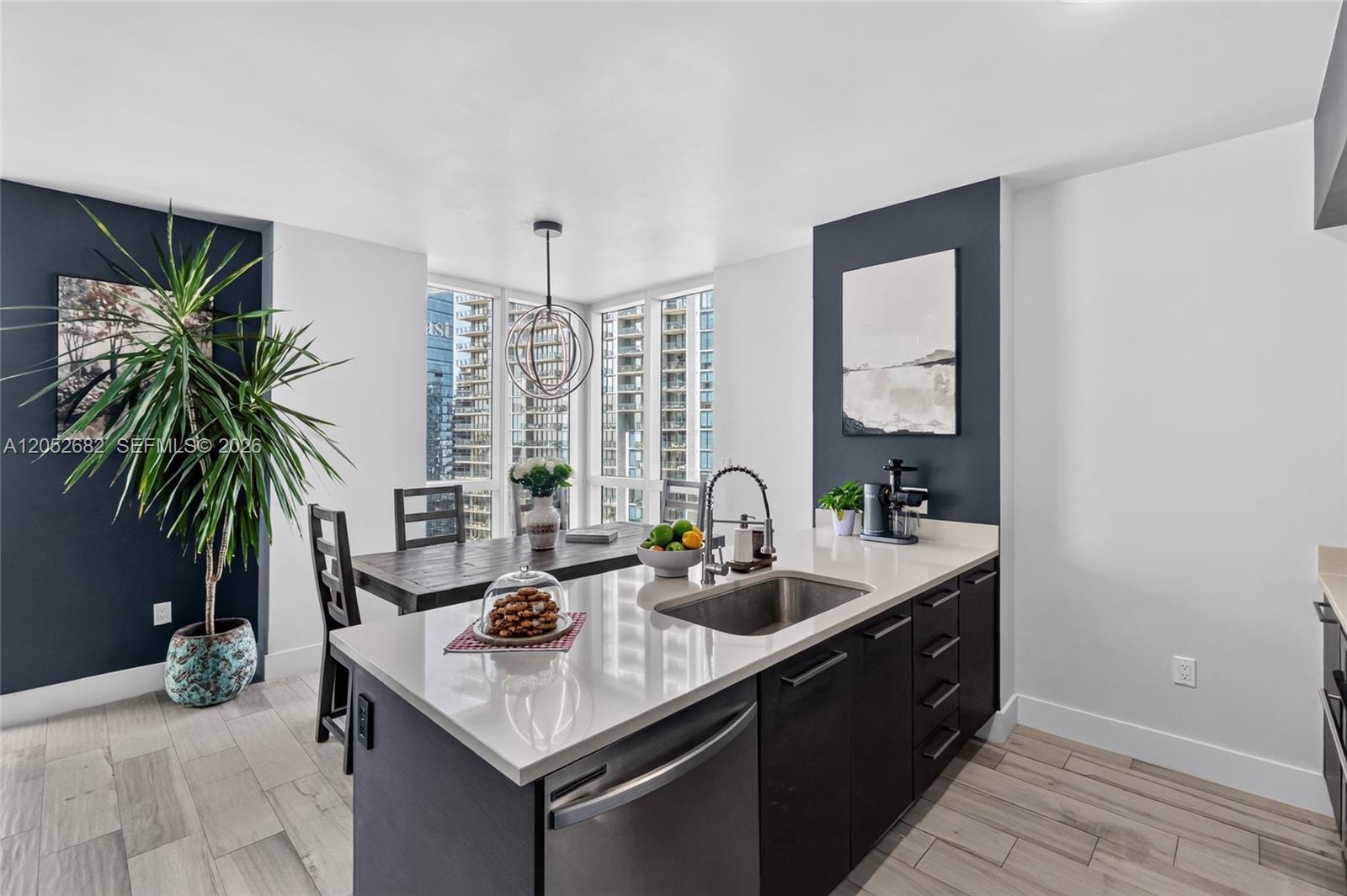 55 SE 6th St # 3802, Miami FL 33131 photo 5
