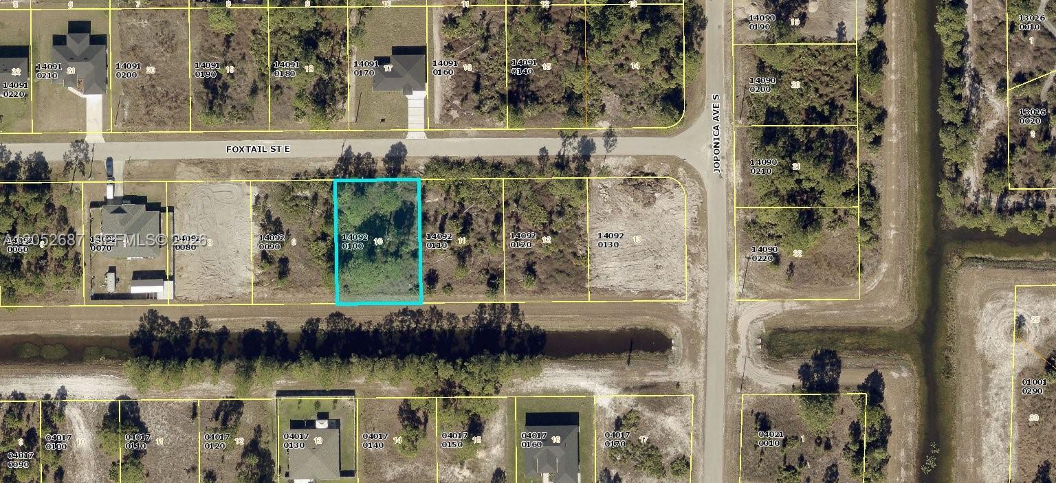 854 Foxtail St., Lehigh Acres FL 33974