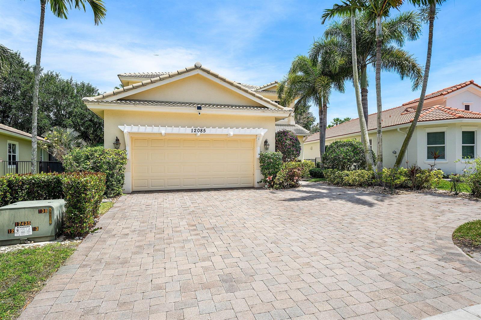 12085 AVILES Circle, Palm Beach Gardens FL 33418 photo 2