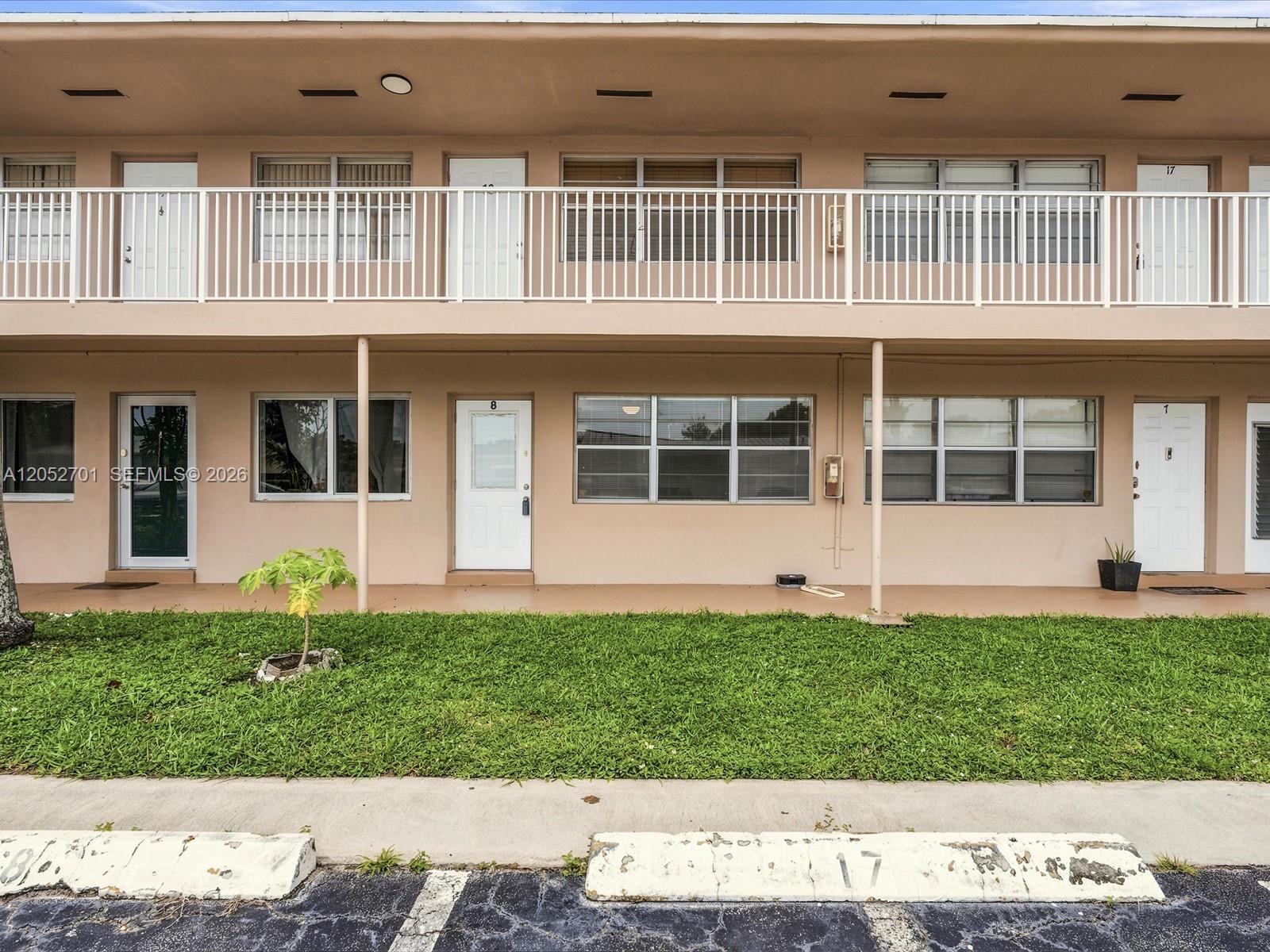 230 SW 11th Ave # 8, Hallandale Beach FL 33009 photo 2