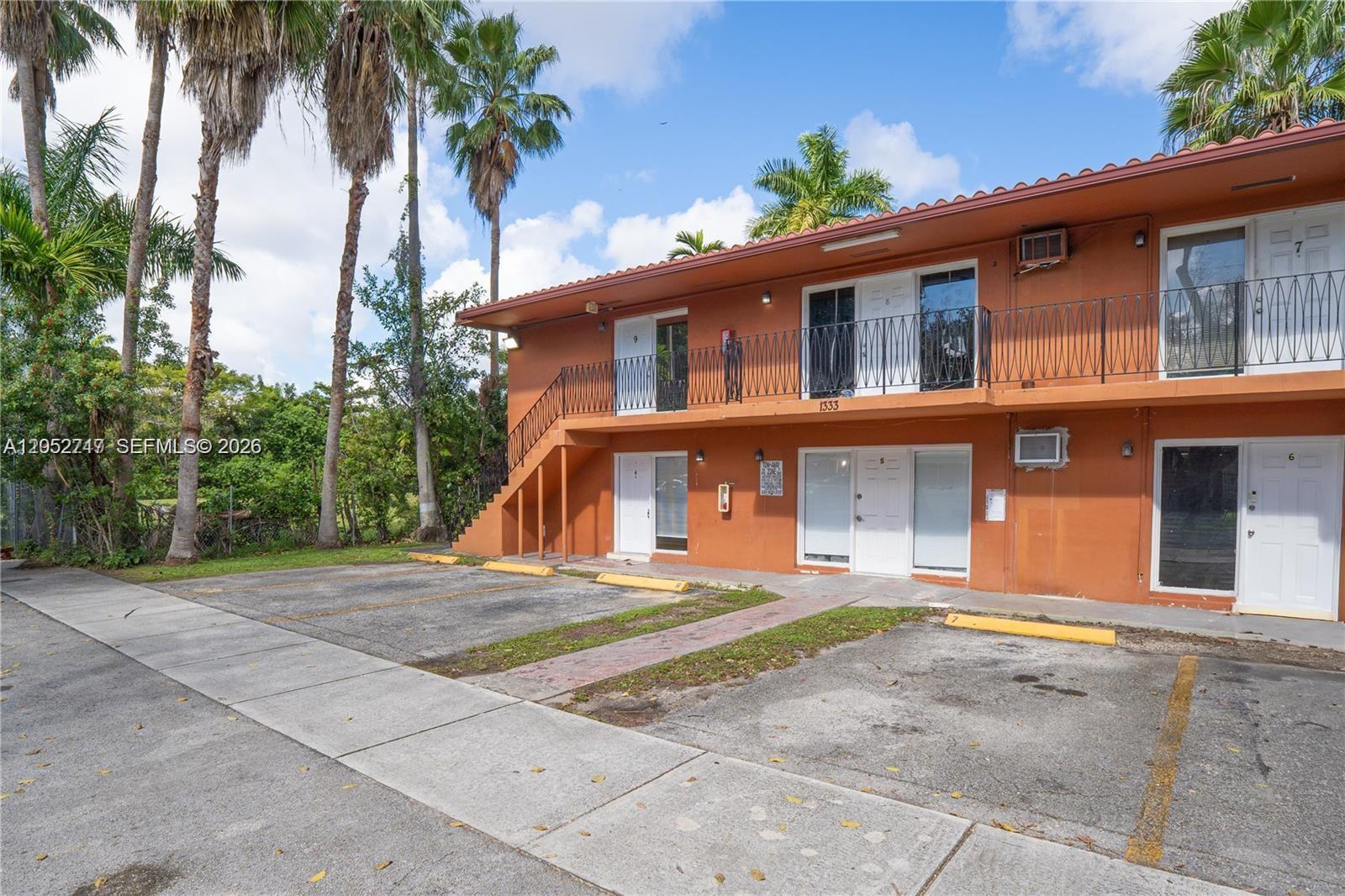 1333 NW 15th St # 2, Miami FL 33125 photo 2
