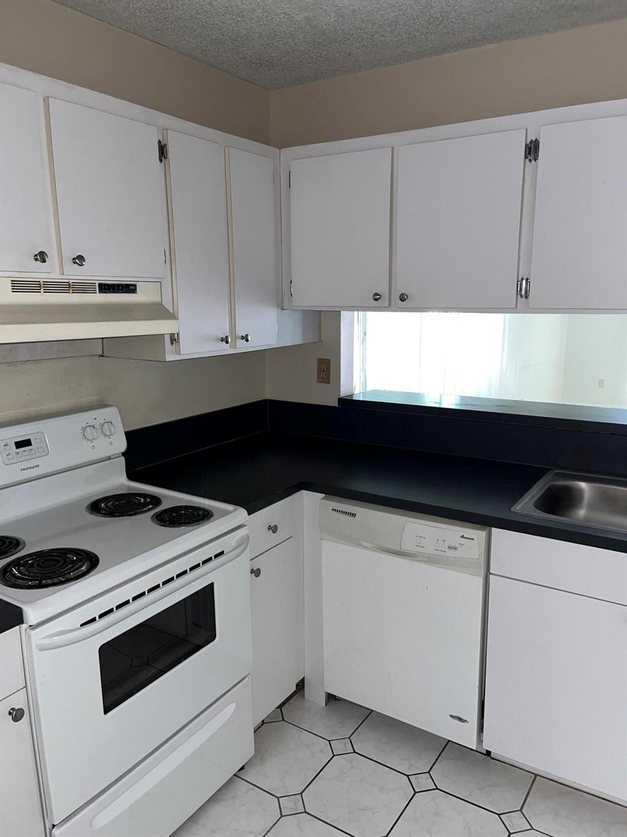 3396 Foxcroft Road # 309, Miramar FL 33025 photo 3