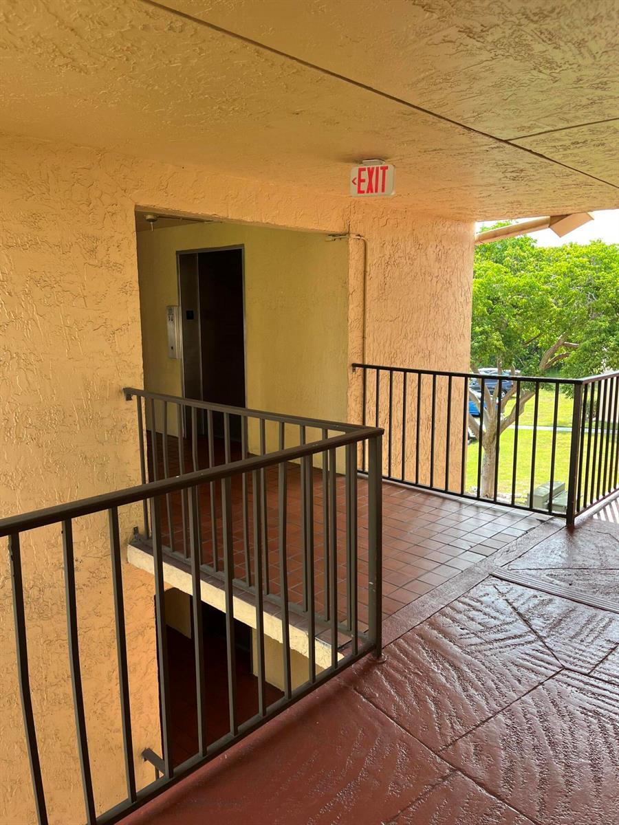 3396 Foxcroft Road # 309, Miramar FL 33025 photo 4