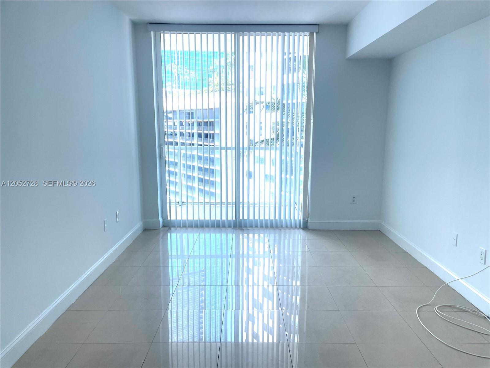 218 SE 14th St # 1004, Miami FL 33131 photo 4