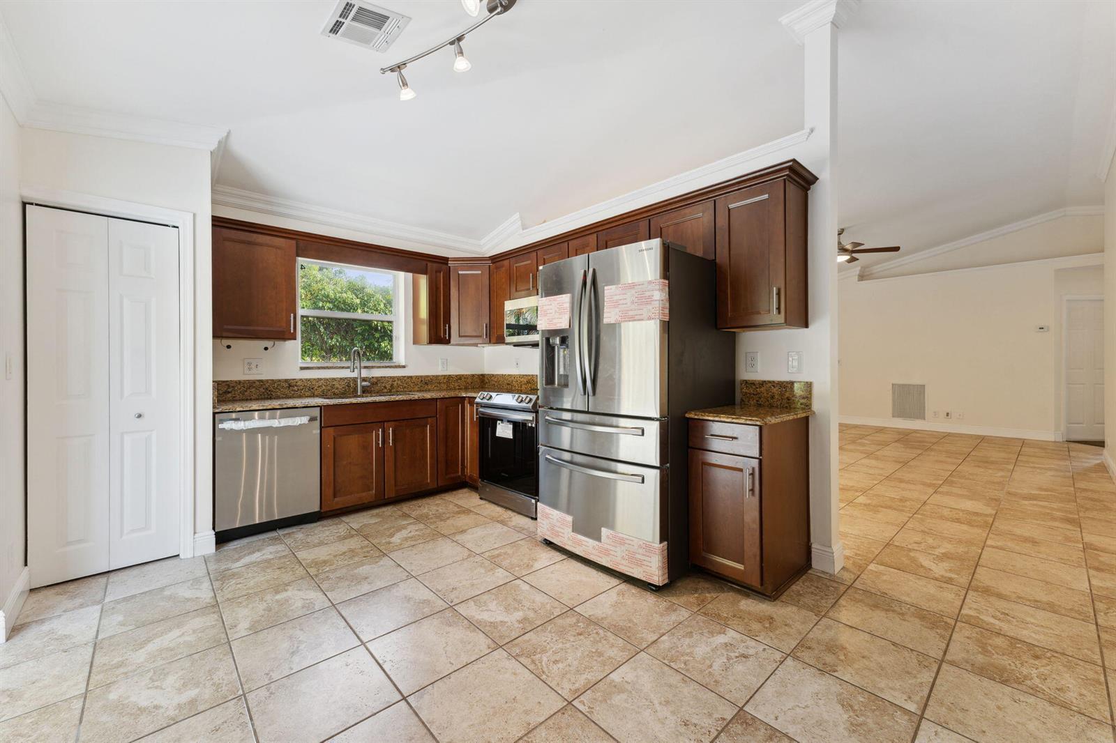 701 Key West Street, Boynton Beach FL 33426 photo 3