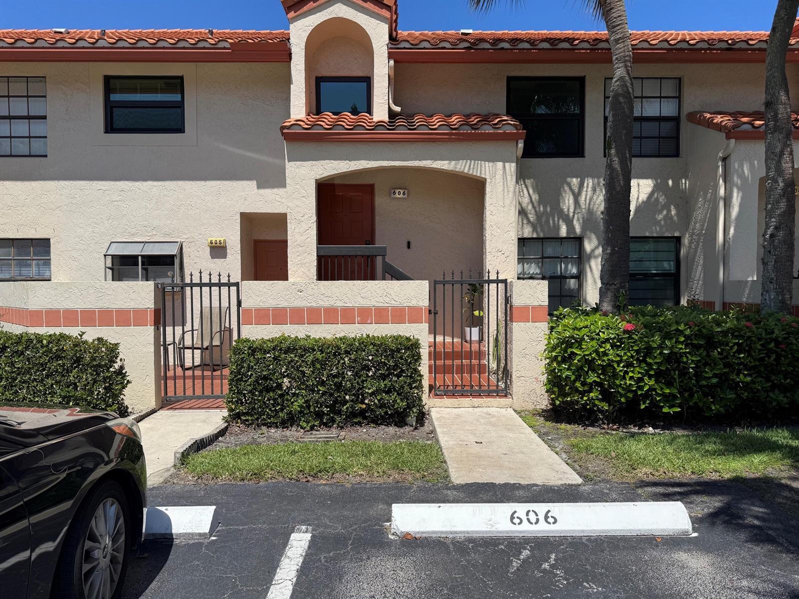 606 Congressional Way # 606, Deerfield Beach FL 33442 photo 2