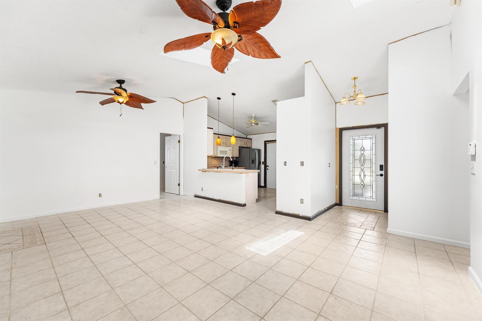 5016 El Claro Circle, West Palm Beach FL 33415 photo 3