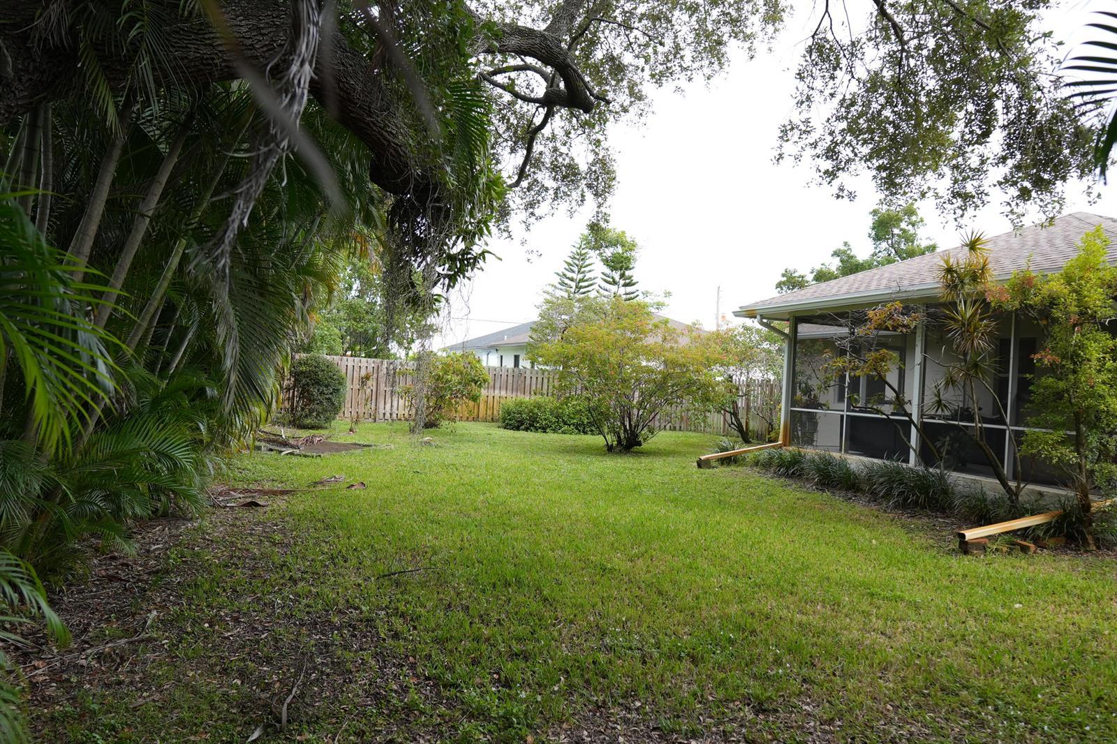 821 SW 13TH Court, Pompano Beach FL 33060 photo 4