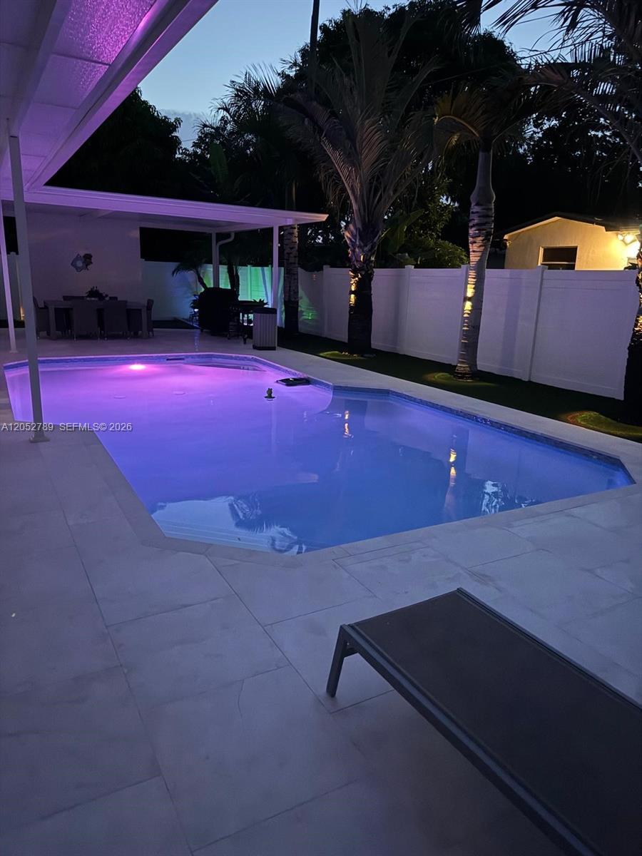 7131 SW 6th St, Pembroke Pines FL 33023 photo 5
