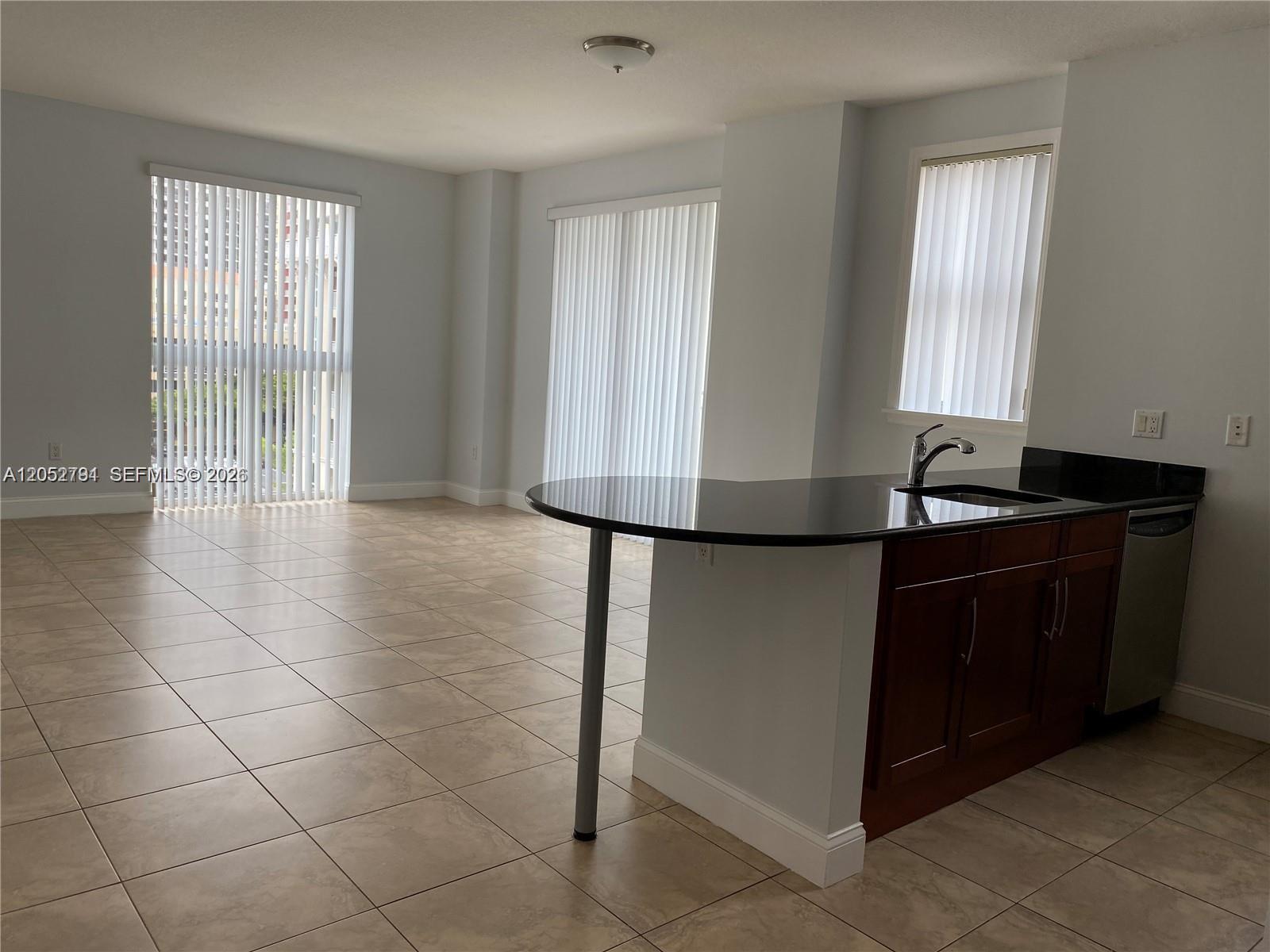 7280 SW 90th St # 501, Miami FL 33156 photo 2
