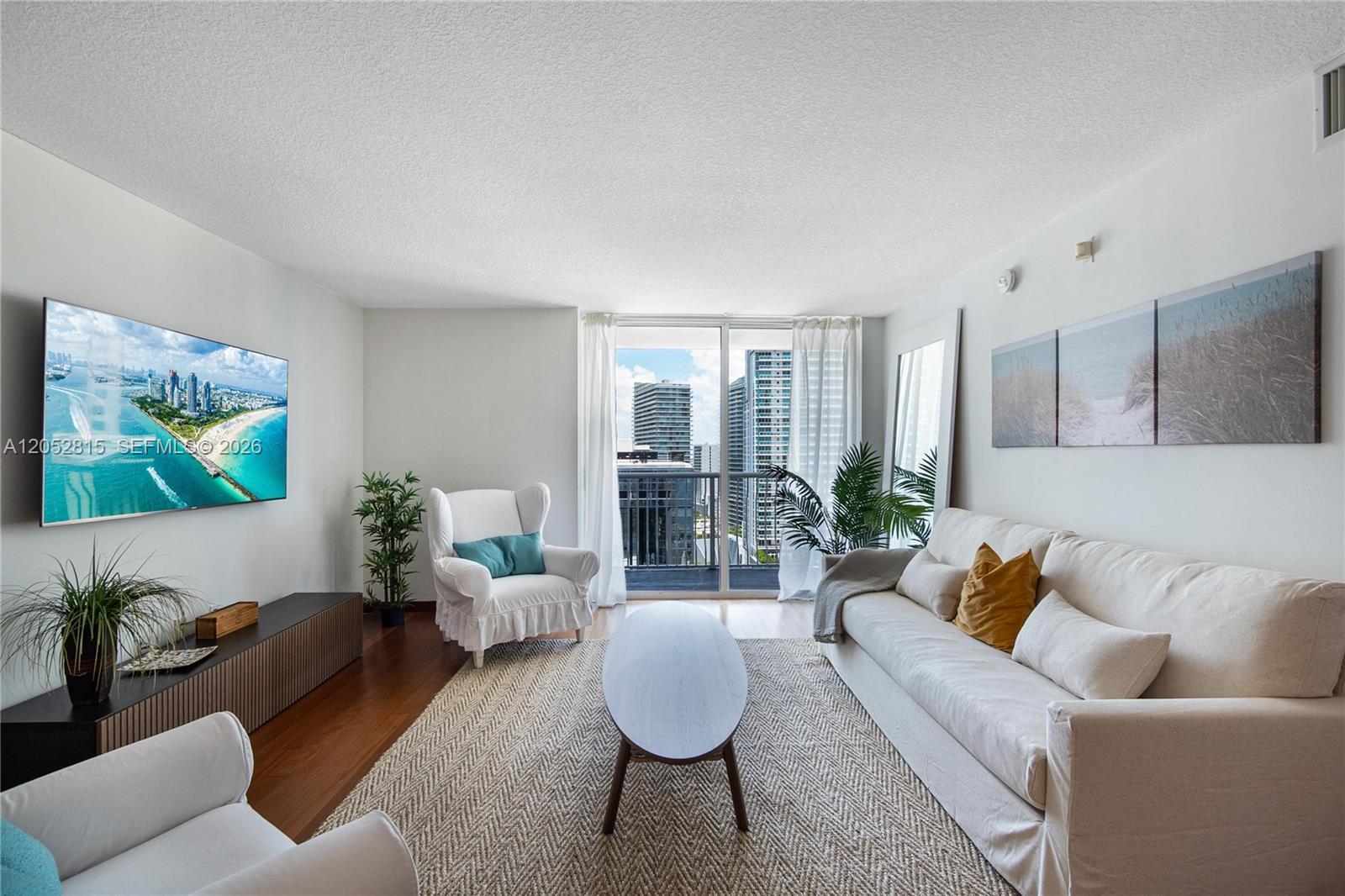 1200 Brickell Bay Dr # 2824, Miami FL 33131 photo 2