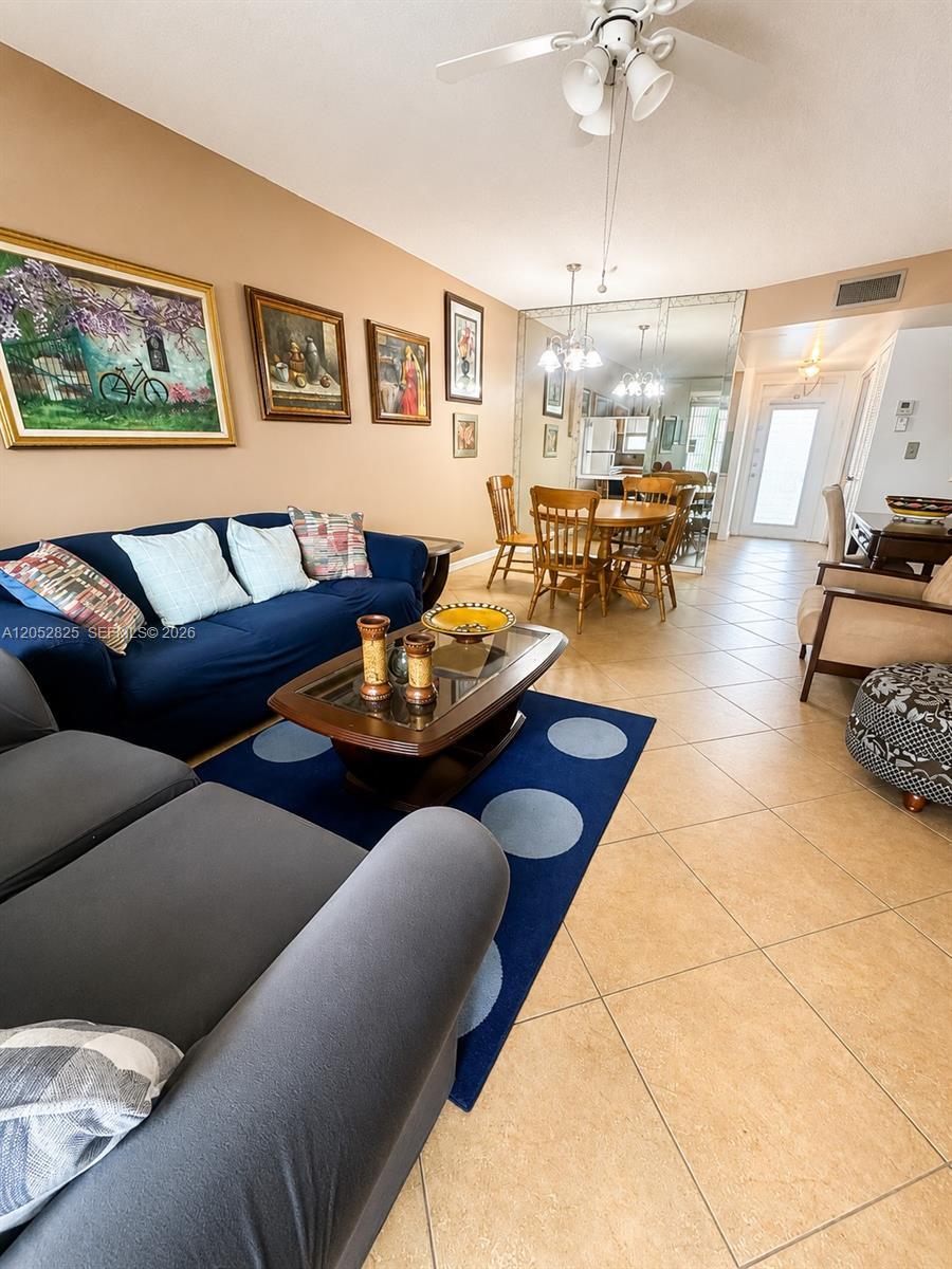 8220 Sunrise Lakes Blvd # 309, Sunrise FL 33322 photo 4