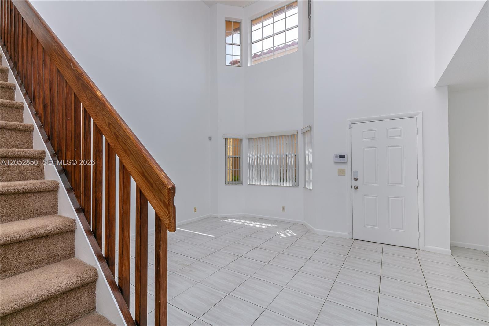 2592 W Saratoga Dr, Cooper City FL 33026 photo 2