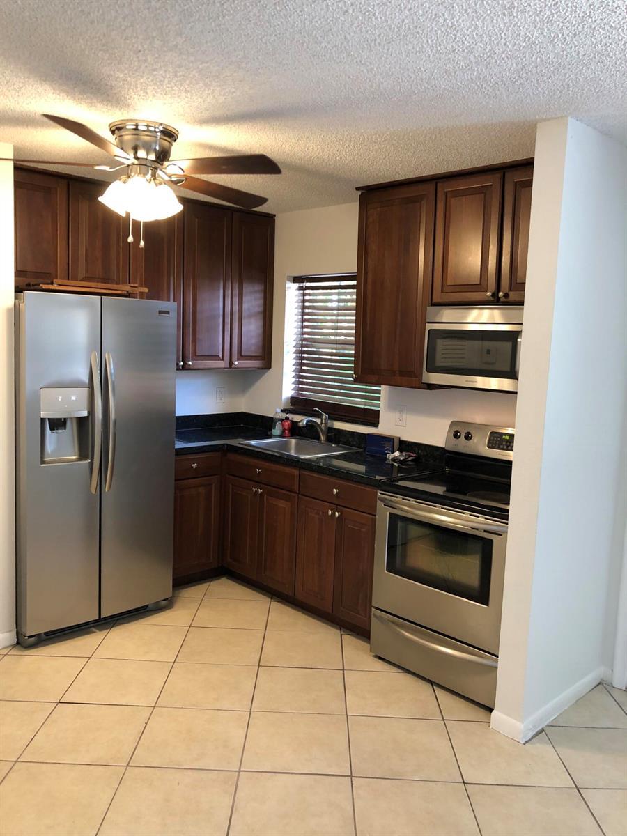 5192 NE 6th Avenue # 824, Oakland Park FL 33334 photo 2