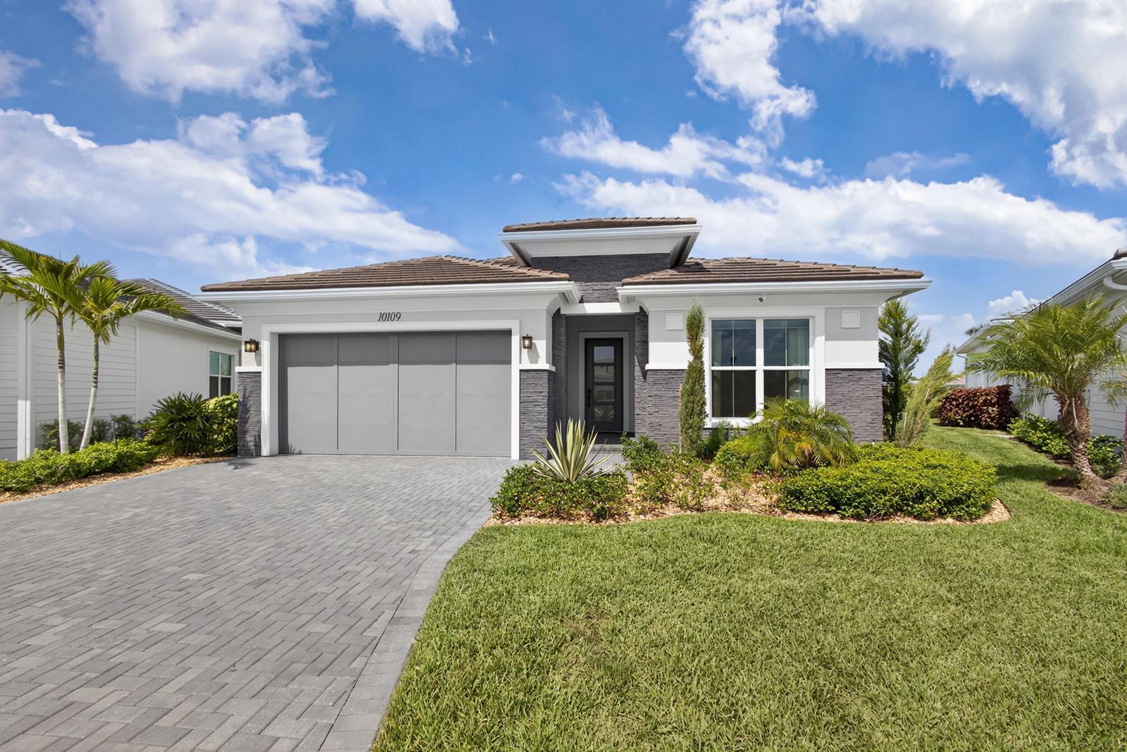 10109 Driftwood Way, Palm Beach Gardens FL 33412 photo 3