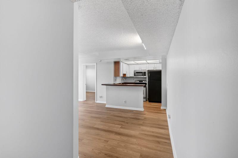 760 Executive Center Drive # 32, West Palm Beach FL 33401 photo 3