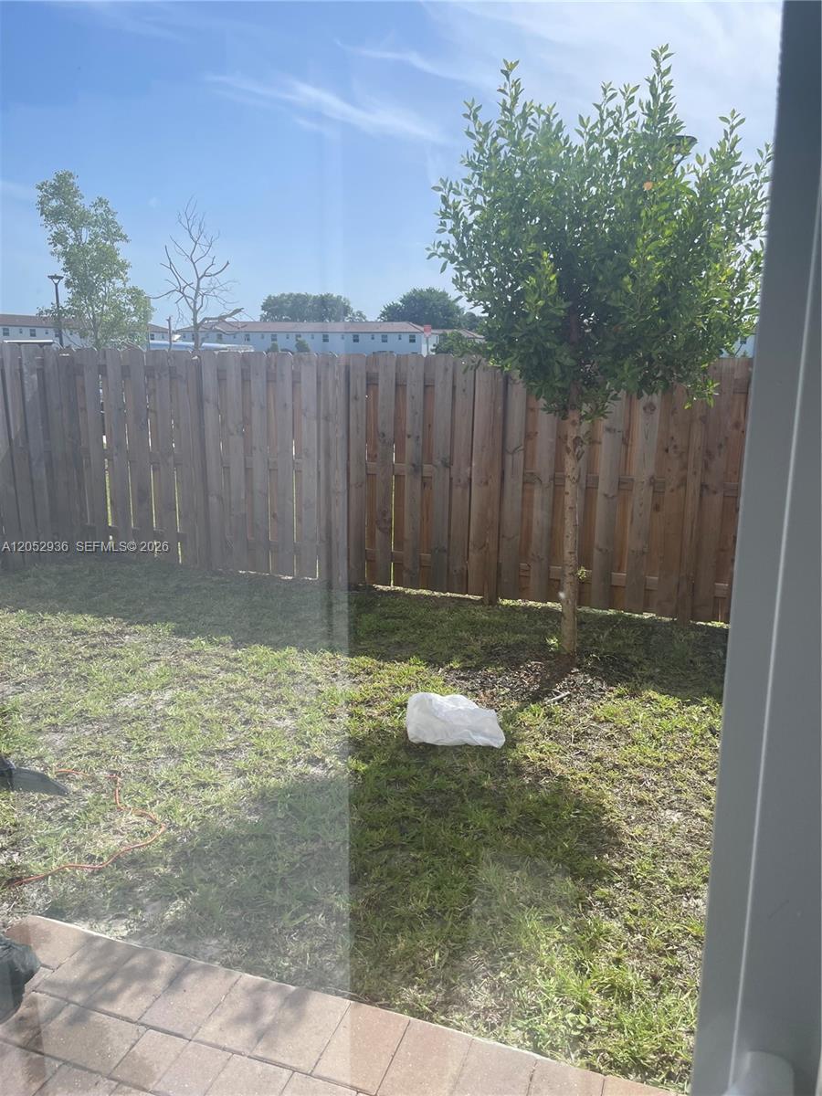 Miami, FL 33167 photo 4