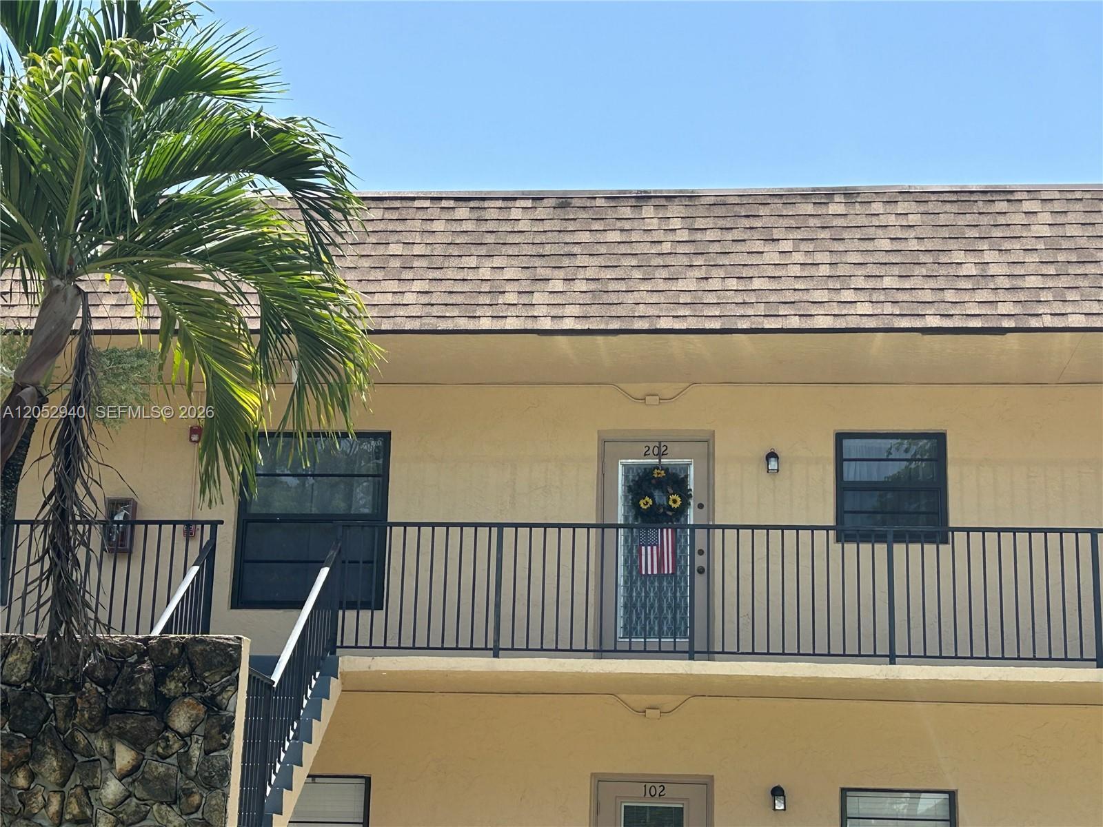 200 Gate Rd # 202, Hollywood FL 33024 photo 2